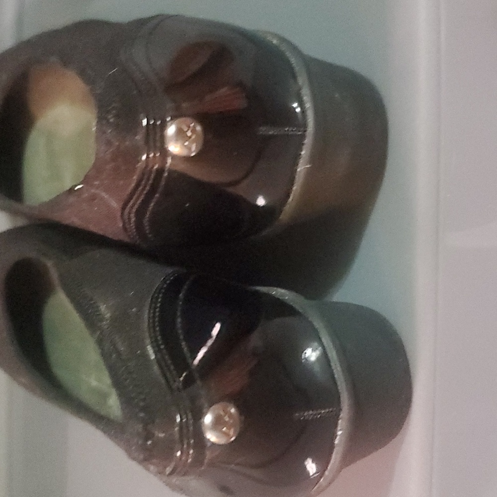 Anne Klein Black Wedges - Picture 2 of 7
